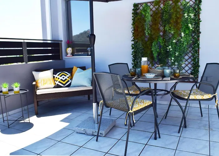 Stamatina's Luxury Penthouse In Rhodes Daire *