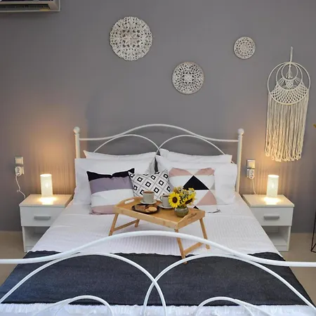 Apartment Stamatina's Luxury Penthouse In *